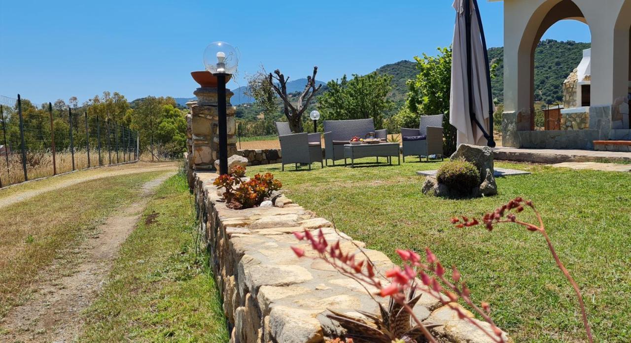 House Castiadas Tra Mare E Montagna Bagian luar foto
